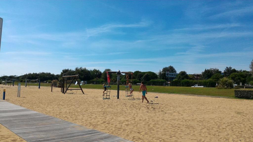 Appartamenti Diana Est Bibione Exterior foto